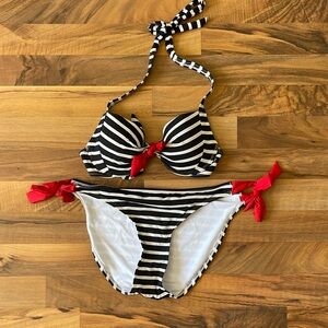 Stripes and bows bikini